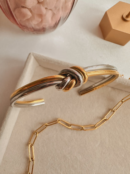 Knott Bangle