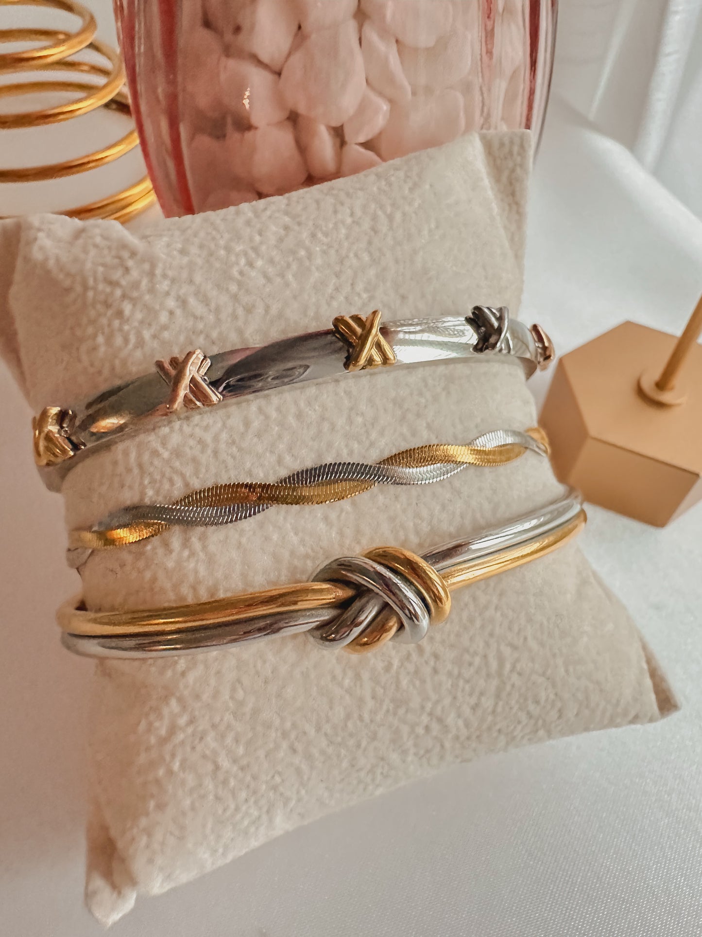 Knott Bangle