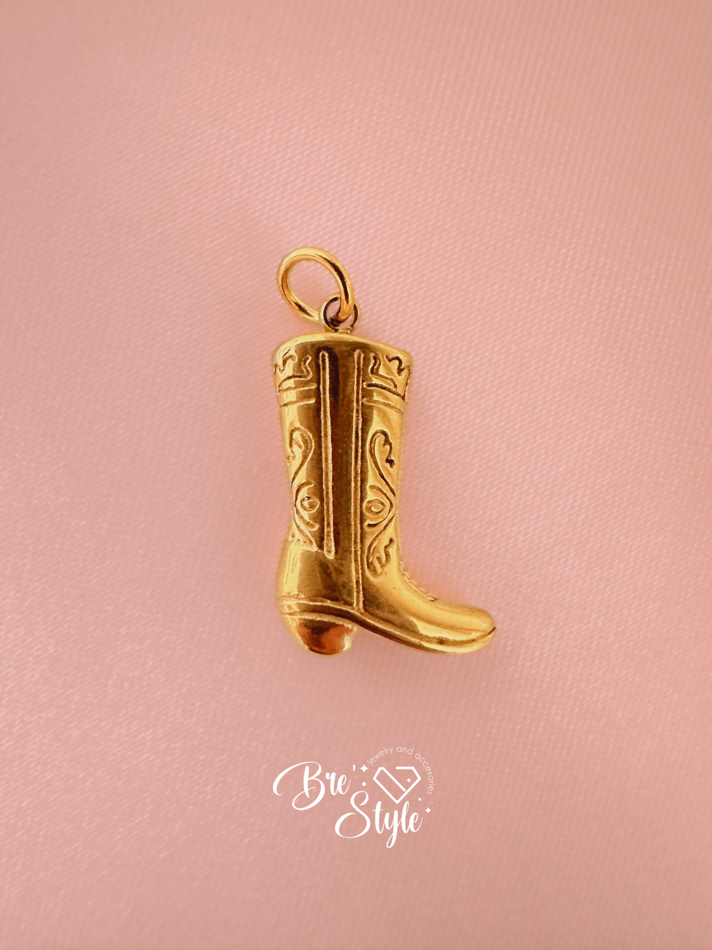 Cutesy boot charm