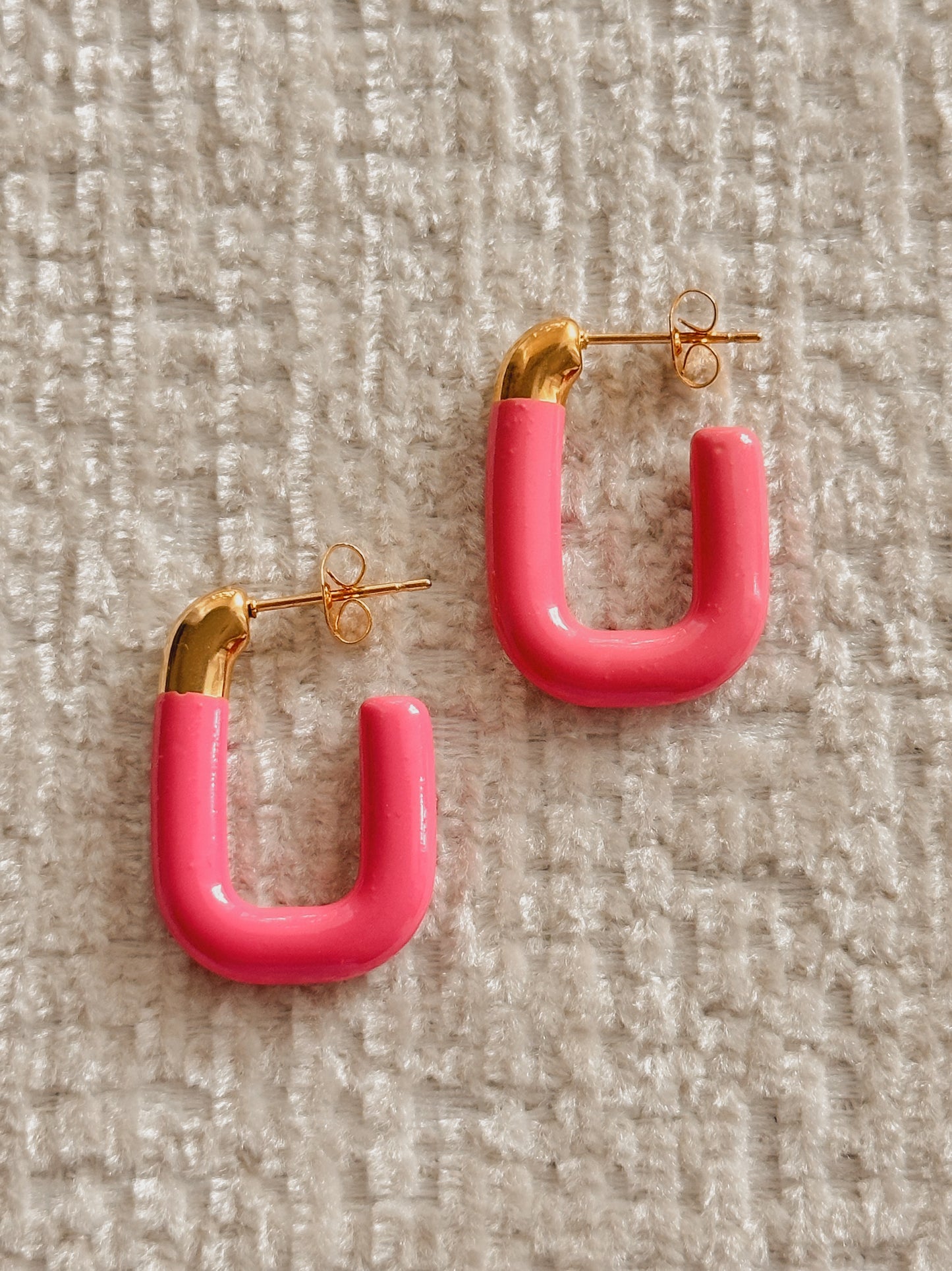 CHIC EARRINGS