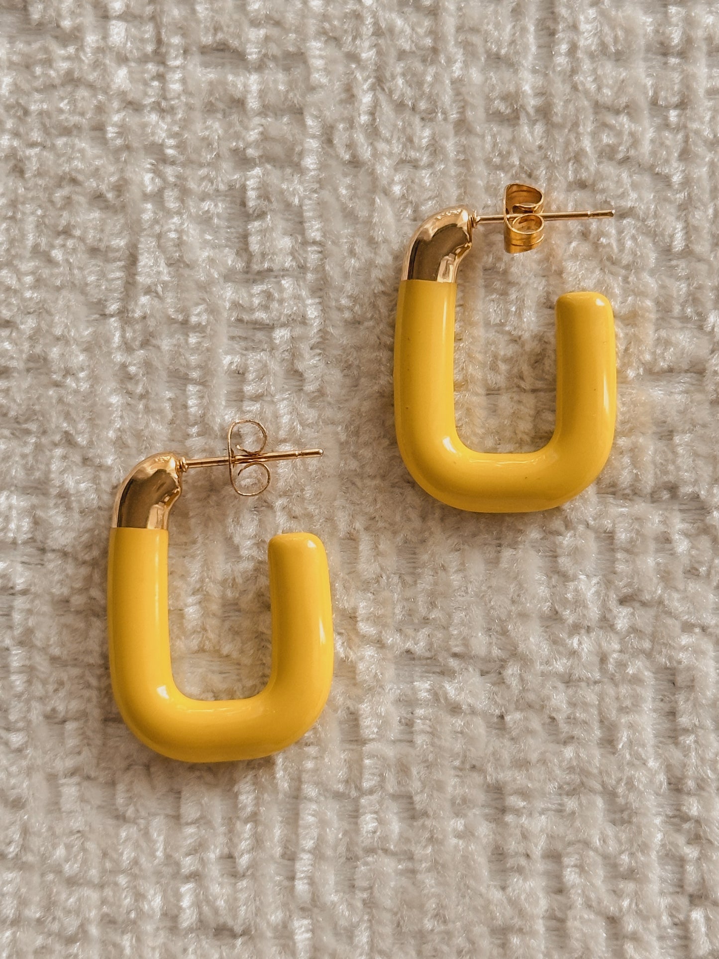 CHIC EARRINGS