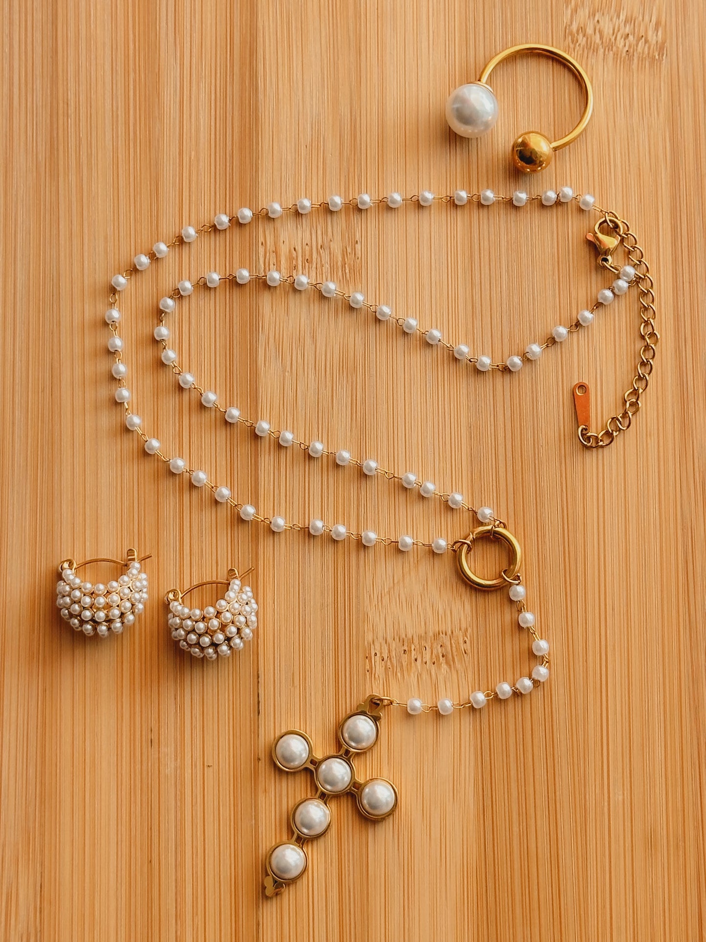 ETERNA NECKLACE